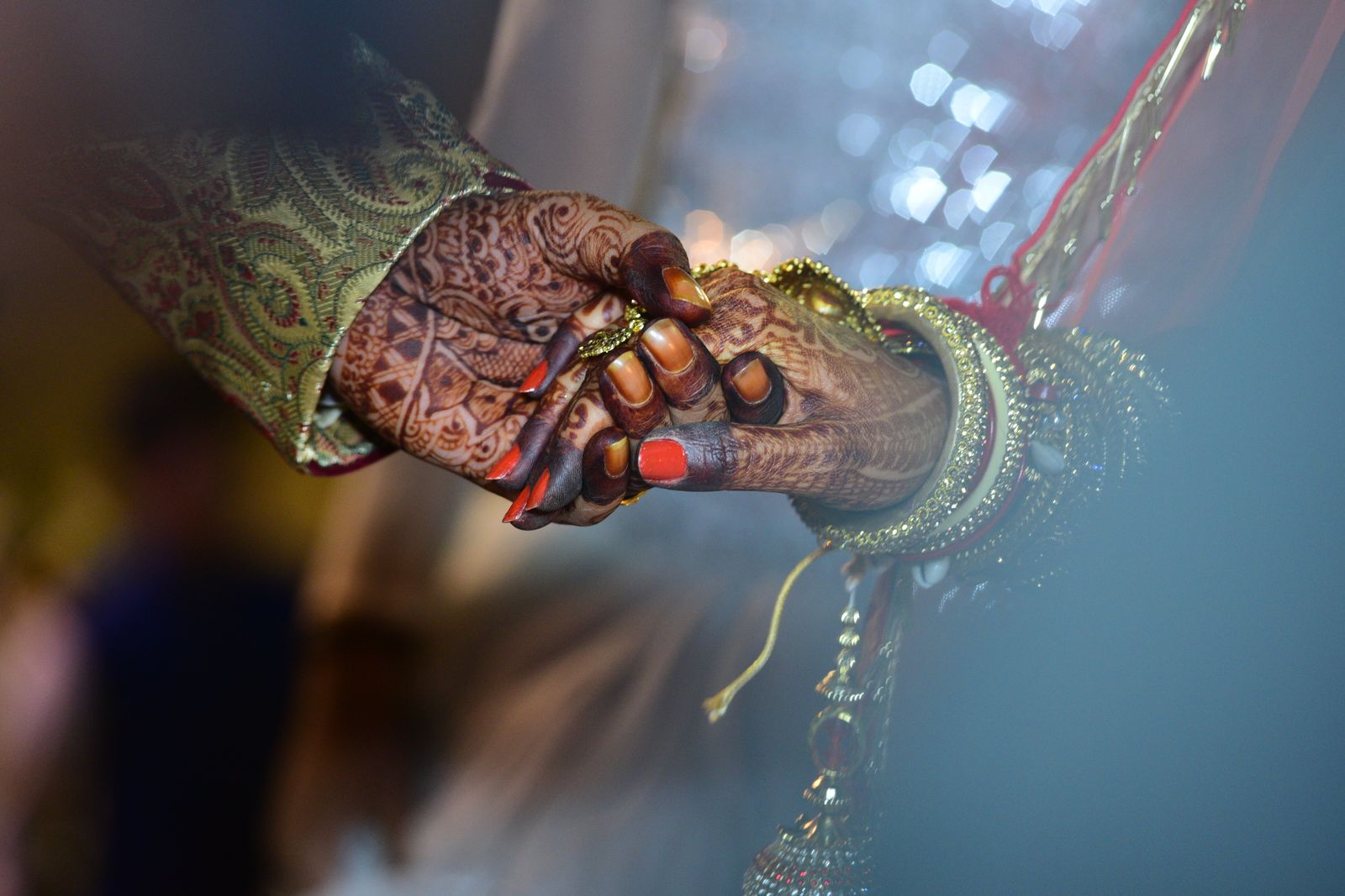 Bridal mehendi and gold bangles — the Kashikriti experience